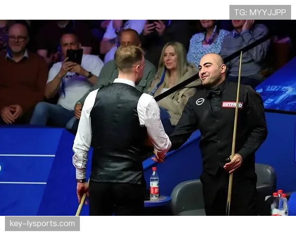 场外人员干扰，裁判如何判罚才合规？规则全解析